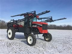 2007 Apache AS710 Self-Propelled Sprayer 