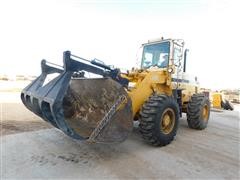 International 530 4WD Wheel Loader 