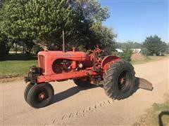 Allis-Chalmers WD 2WD Tractor W/Blade 