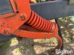 items/34adfec99cea4c1a80fb623eb58f9e73/flexicoil-5000-air-seeder-and-1722-grain-cart_8d658599f71645338288de5d4db7d70f.jpg
