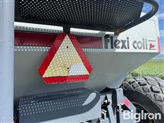 items/34adfec99cea4c1a80fb623eb58f9e73/flexicoil-5000-air-seeder-and-1722-grain-cart_b36bbbe4ca8945b996ff41e08fd5a91c.jpg