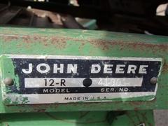 items/351848597221e41180be00155de252ff/johndeere12-fhforageharvester