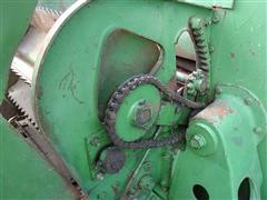 items/351848597221e41180be00155de252ff/johndeere12-fhforageharvester