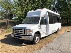 2009 Ford Econoline 450 2WD 15 Passenger Bus 