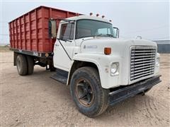 1974 International Loadstar 1600 S/A Grain Truck 