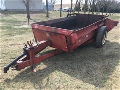 International 540 Manure Spreader 