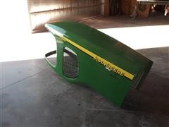 2004 John Deere 7520 Tractor Hood 