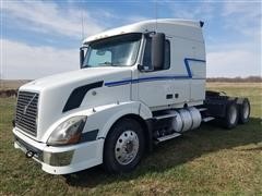 2005 Volvo VNL Truck Tractor 