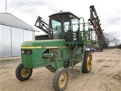 John Deere 6700 Self Propelled Sprayer 