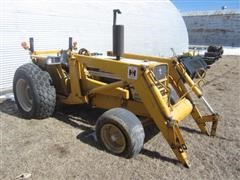 1975 International 2500 Tractor 