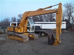 International 3964 Excavator 