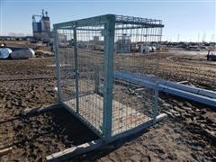 Behlen Mfg Enclosed Cage With Lockable Gate 