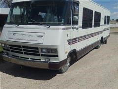 1986 Chevrolet Winnebago Motor Home 