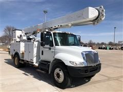 2003 International 4300 4x2 Bucket Truck 