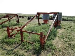 Farmhand F10 Loader 