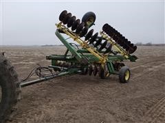 John Deere 220 Centerfold Disk 