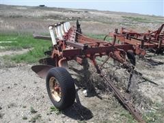 International 770 Plow 