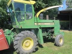 1975 John Deere 5400 Forage Harvester 