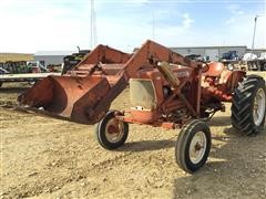 Allis-Chalmers D14 2WD Tractor & Loader W/Trip Bucket 