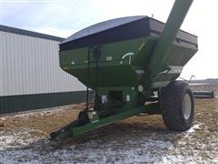 Brent 672 Grain Cart 
