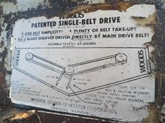 items/3cbd9c747229e41180be00155de252ff/1946-1948masseyharris20tractorwithbellymower