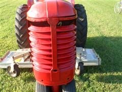 items/3cbd9c747229e41180be00155de252ff/1946-1948masseyharris20tractorwithbellymower