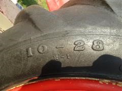 items/3cbd9c747229e41180be00155de252ff/1946-1948masseyharris20tractorwithbellymower