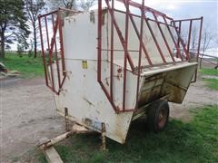 1995 Apache CF891 Calf Creep Feeder With Gates 