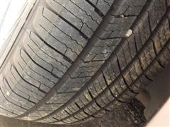 items/3e0b72f9a01ae41180be00155de252ff/2004dodgeintrepidcar