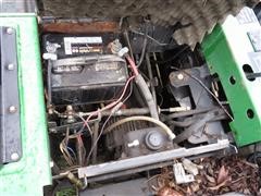 items/3e2a5a4bce28e41180be00155de252ff/unknjohndeeref910frontmowerlawnmower