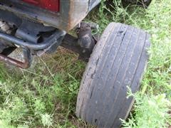 items/3e2a5a4bce28e41180be00155de252ff/unknjohndeeref910frontmowerlawnmower