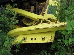 items/3e2a5a4bce28e41180be00155de252ff/unknjohndeeref910frontmowerlawnmower