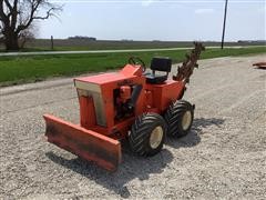 DitchWitch 20J 4x4 Trencher W/Backfill Blade 