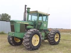 1972 John Deere 7520 4WD Tractor 