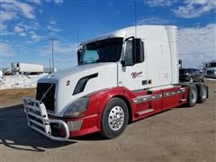 2007 Volvo VNL620 T/A Truck Tractor 