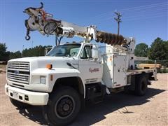 1987 Ford F800 Digger Derrick 