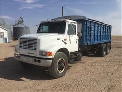 1994 International 4900 T/A Grain Truck 