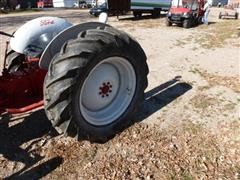 items/40f19a041461e41180bd00155de187a0/1948or1949fordtractor