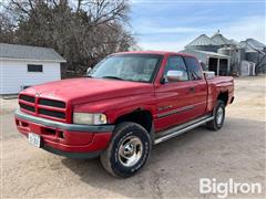 1997 Dodge RAM 1500 4x4 Extended Cab Pickup 