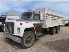 1977 International 1700 Loadstar Grain Truck 