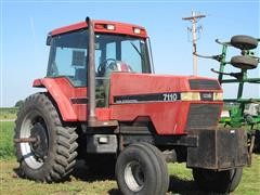 Case International 7110 2WD Tractor 