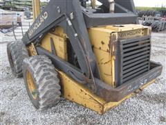 items/4303d219c62fe41180bf00155de252ff/newhollandl783skidsteer