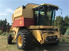 New Holland TR96 Combine 