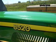 items/44ea72a0c932e41180bf00155de252ff/johndeere8520hood