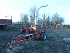 Hesston 2000-150 2 Row 30 Pull Type Chopper 