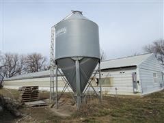 Schuld Feed Bin Livestock Feeding System 