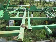 items/45f230c5052be41180be00155de252ff/johndeere726soilfinisher