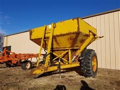 Rayne Plane R246 Grain Cart 