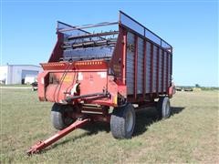 H&S 4 Wheel 417 Heavy Duty Self Unloading Conveyor Wagon 