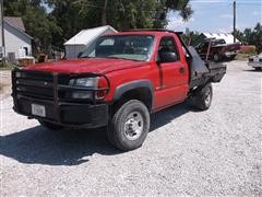 2004 Chevrolet K2500 4x4 Flatbed Pickup 